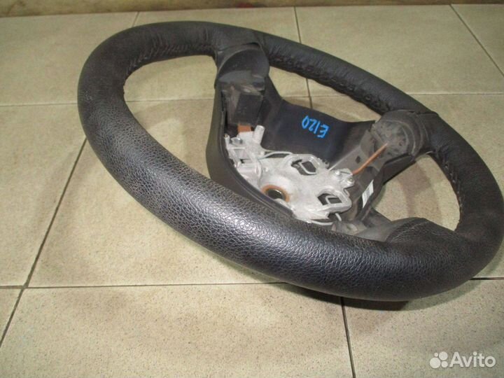 Рулевое колесо Toyota Corolla (E120)