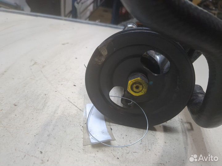 Гур Hyundai Accent, 2003