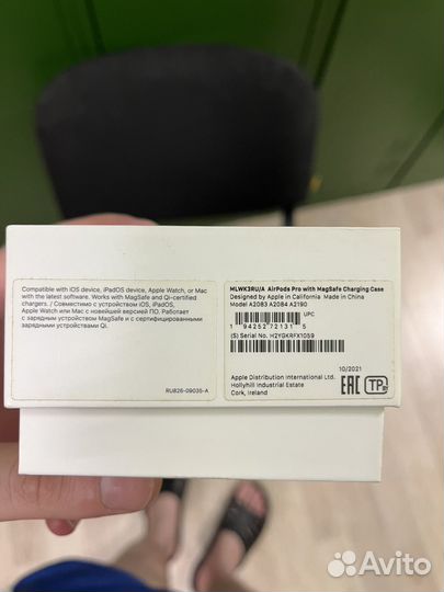 Наушники Apple AirPods Pro with MagSafe Case