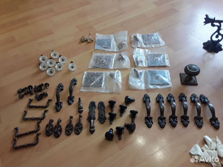 Мебельная фурнитура