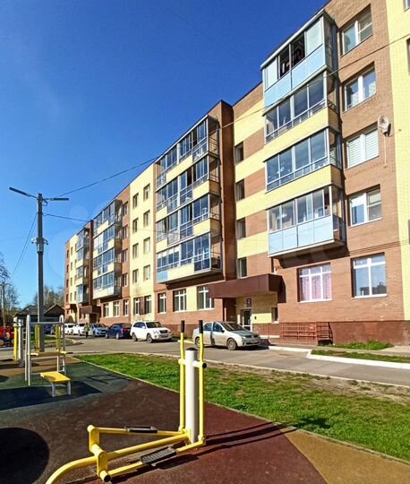 3-к. квартира, 60 м², 5/5 эт.