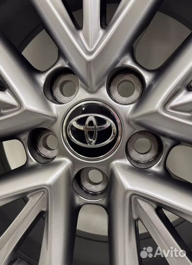 Новые Toyota Camry V55, Continental 215/55 R17