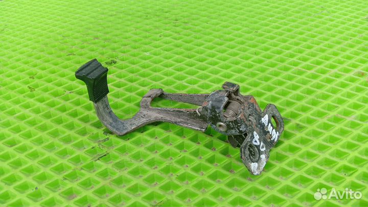 Ручка открывания капота Audi 80 (B3) /90 (B2)