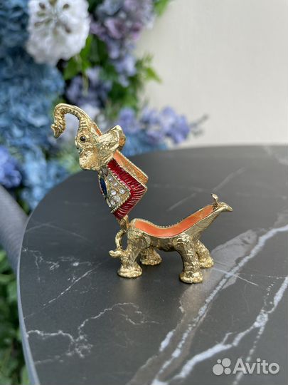 Статуэтка шкатулка слон