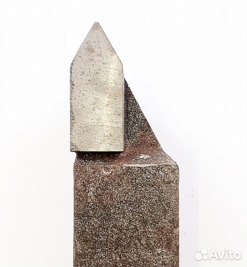 Резец резьбовой для наружной резьбы 30х20х170 Т15К