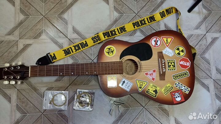 Акустическая гитара