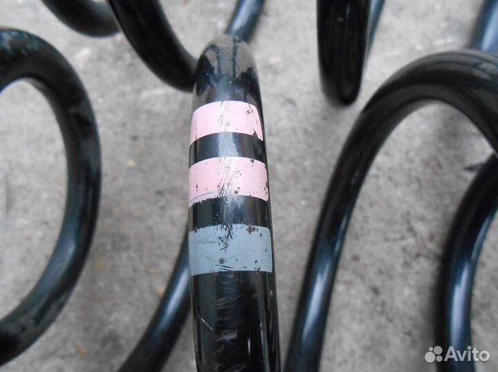 Передние пружины Ауди А6 С6 2WD 4F0411105BF