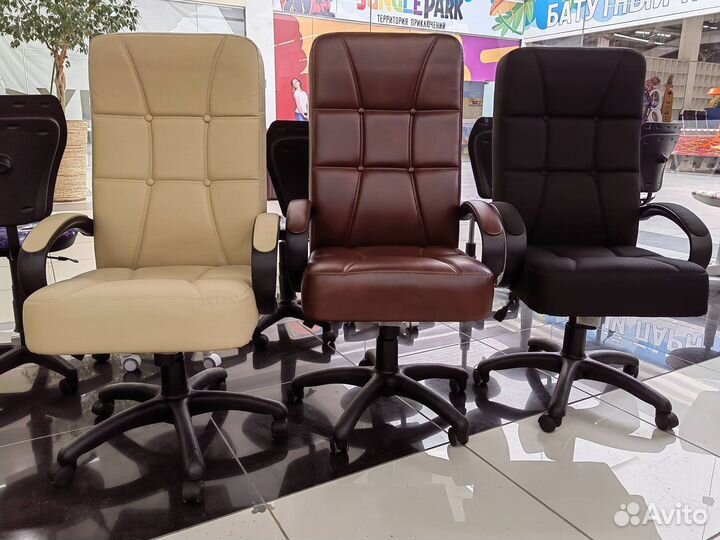Офисные кресла