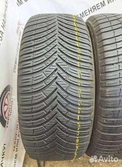 Kleber Quadraxer 2 215/50 R17 95W