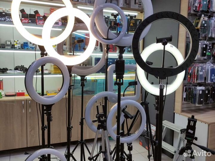 Кольцевая лампа со штативом