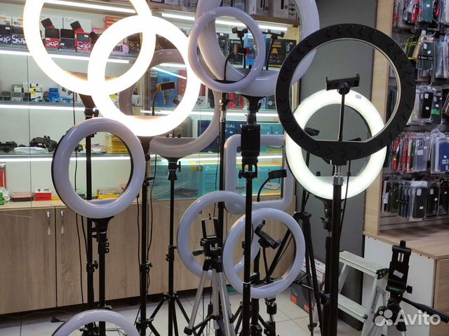 Кольцевая лампа со штативом