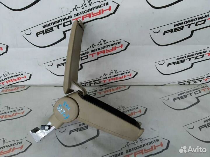 Подлокотник audi A4 RS4 S4 8EC 8ED B7 бежевый S270