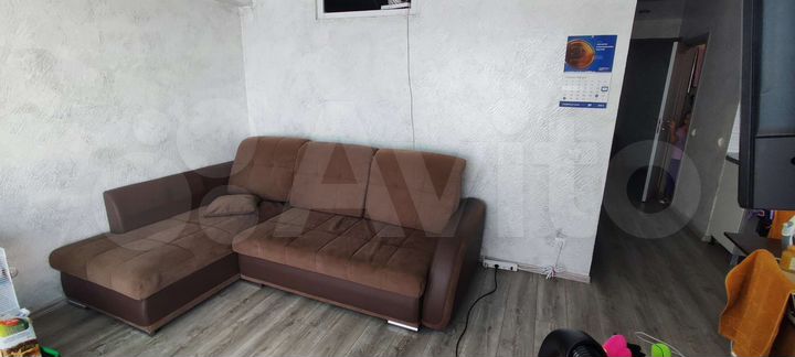 2-к. квартира, 50 м², 3/9 эт.