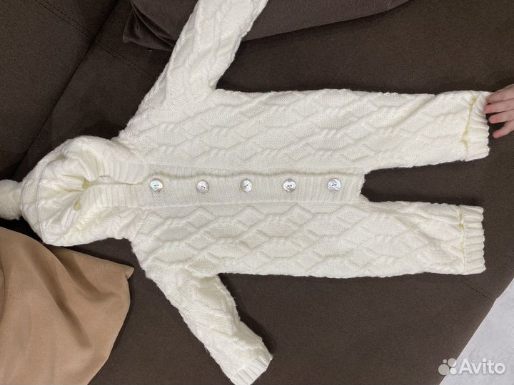 Вязаный комплект на выписку