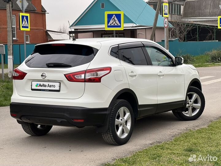 Nissan Qashqai 2.0 CVT, 2015, 141 700 км