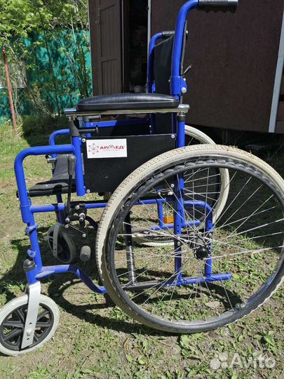 Инвалидная коляска складная бу