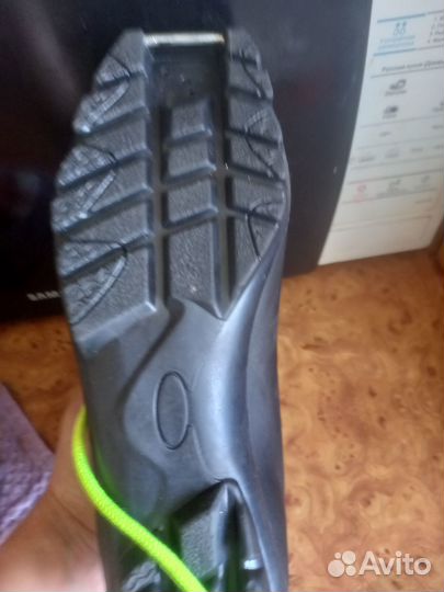 Лыжные ботинки