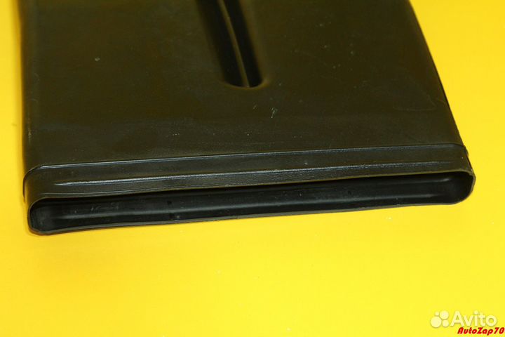 S500 W222 Воздуховод передний левый