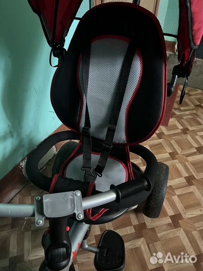 Детский велосипед с родительской ручкой