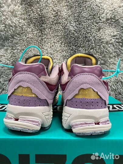 New Balance NB 2002R Розовые оригинал Poizon