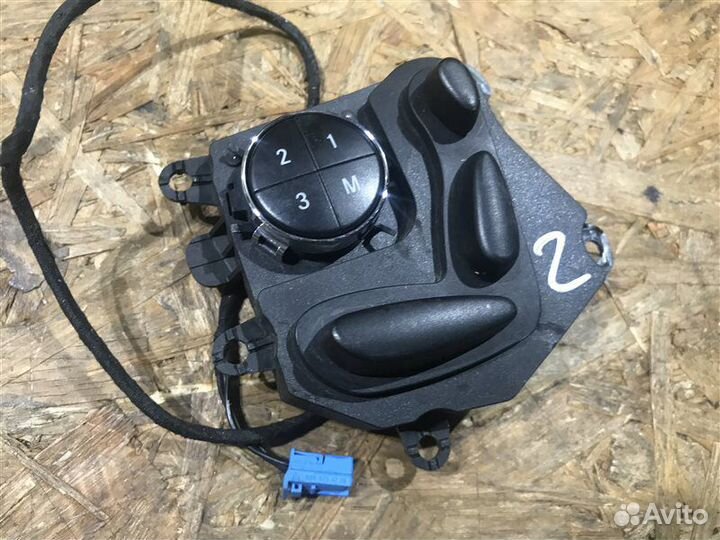 Блок управления сиденьем передний правый