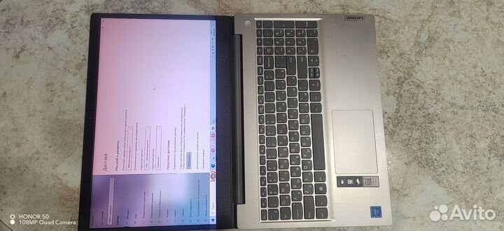 Ноутбук новый