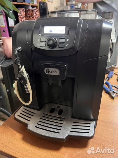 Кофемашина зерновая