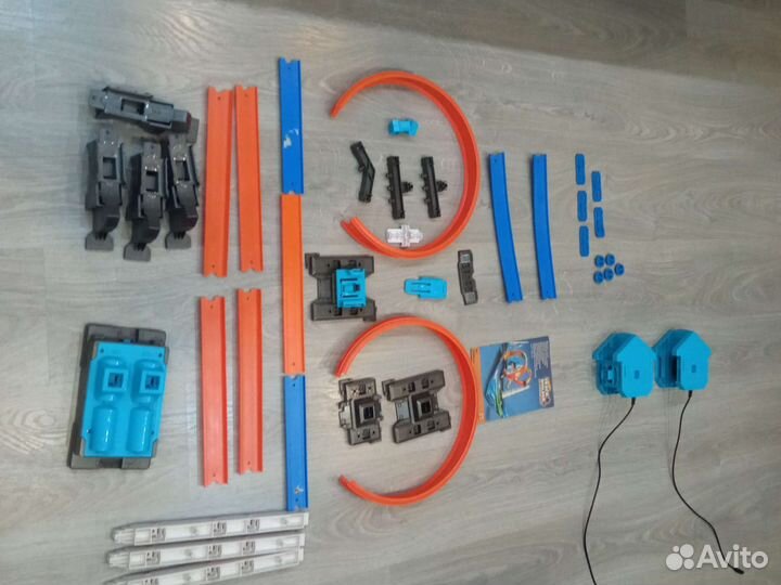 Hot wheels трасса track builder
