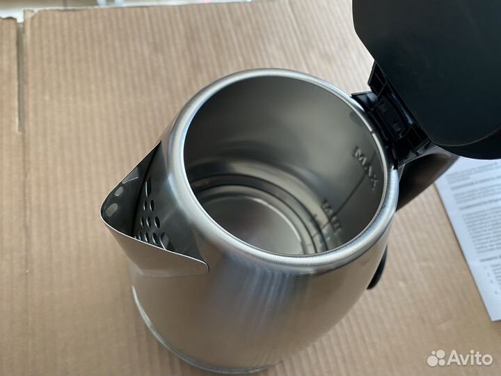 Электрочайник Hi EK-18S05