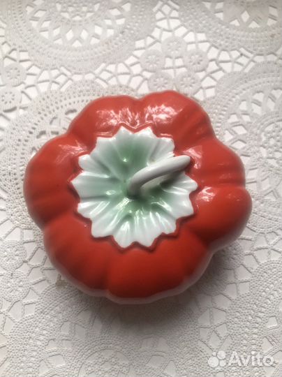 Фарфоровая посуда вербилки помидор томат масленка