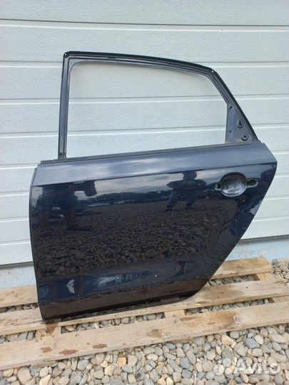 Дверь боковая задняя левая Volkswagen Polo 1.6
