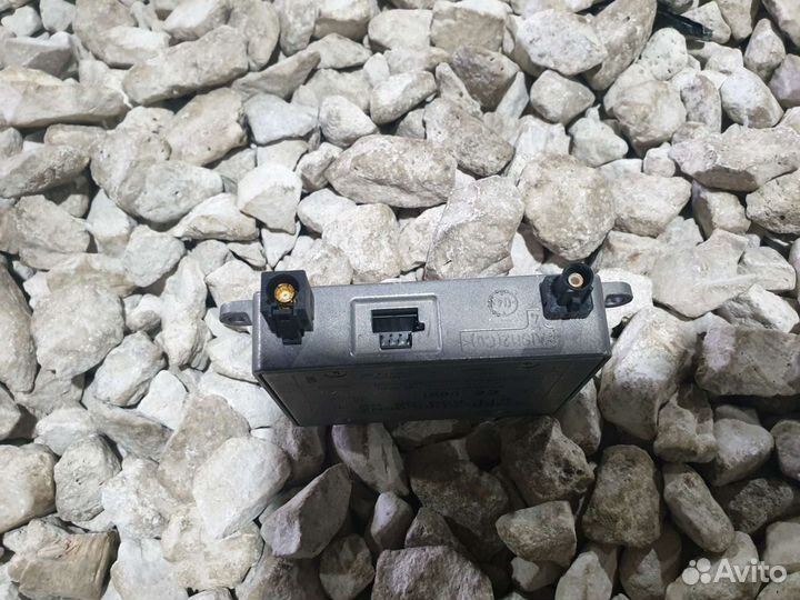 Антенный усилитель Mercedes-Benz CLS 219