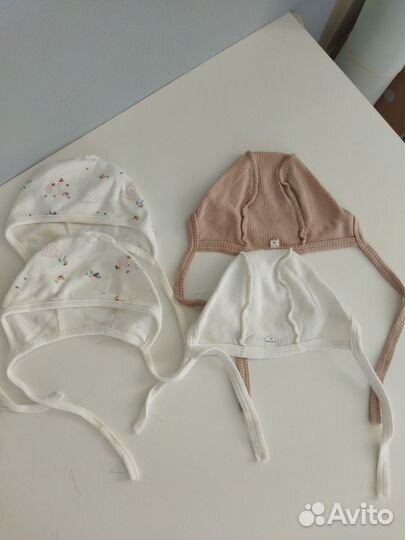 Чепчики для новорожденных