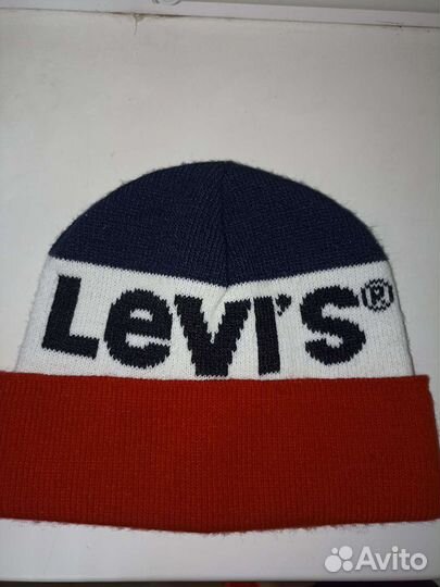 Шапка levi's