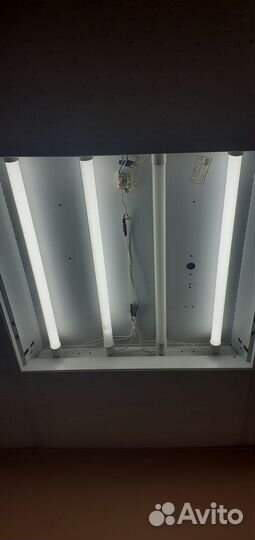 Светильник потолочный встраиваемый 