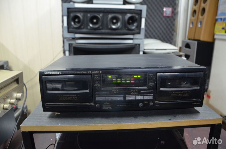 Кассетная дека Pioneer CT-W205R