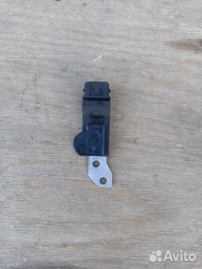 Датчик положения распредвала Chevrolet Lacetti