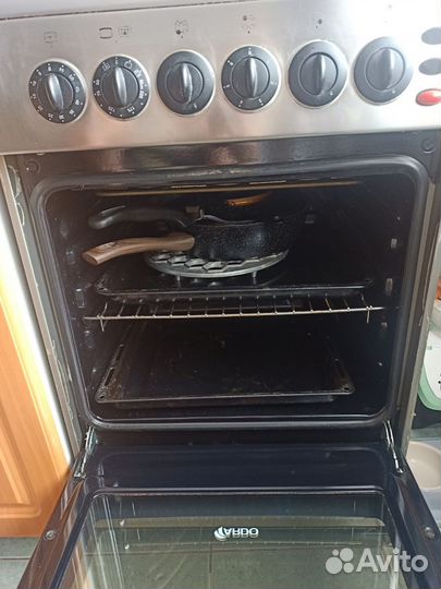 Газовая плита с электрической духовкой