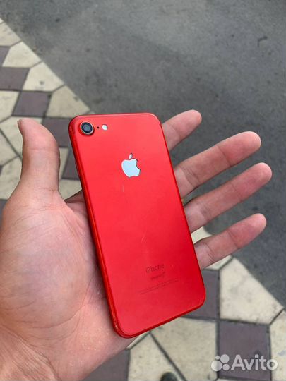 Чехол на iPhone 7