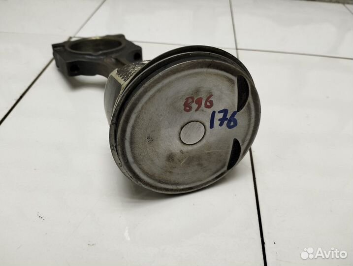 Поршень с шатуном Mazda 3 BK