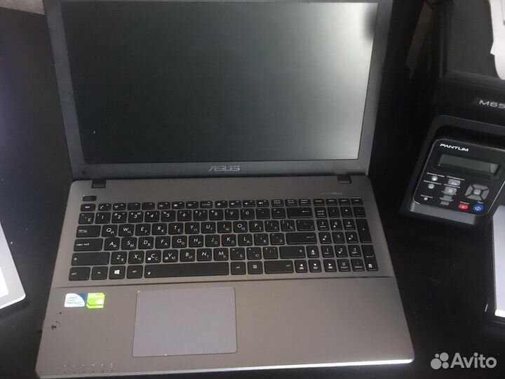 Ноутбук asus