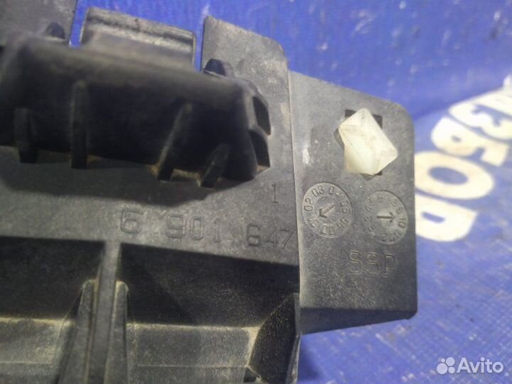 Кронштейн Bmw E65 седан 2004