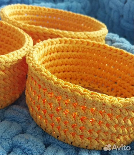 Корзинки вязаные из шнура
