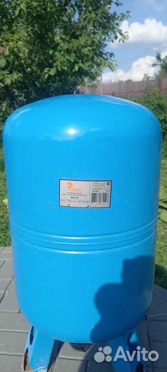Продам гидроаккумулятор