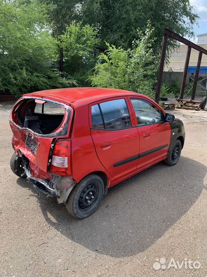 В разборе kia picanto 1