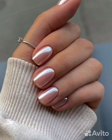 Модель маникюр, педикюр