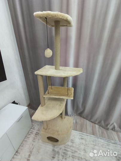 Домик для кошки с когтеточкой