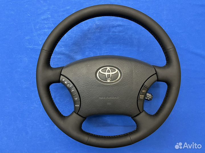 Оригинальный кожаный руль с подoгревом Camry 35