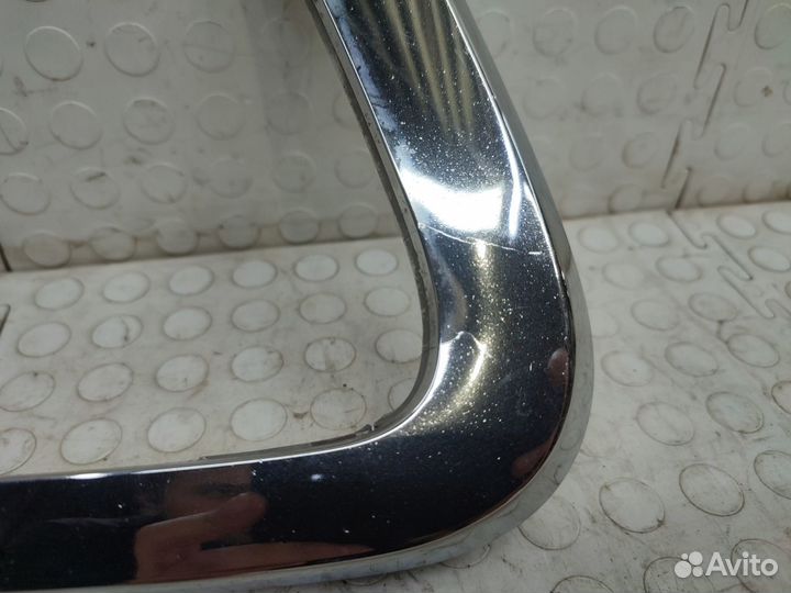 Молдинг бампера передний левый Лада Веста Кросс