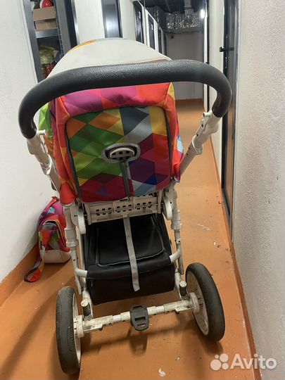 Коляска cube